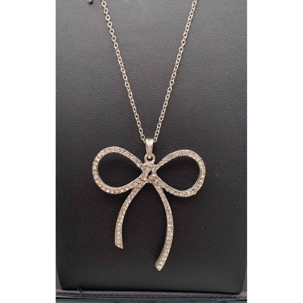 Silver Tone Chain Link Necklace With Rhinestone Bow‎ Pendant 30-33 Inches